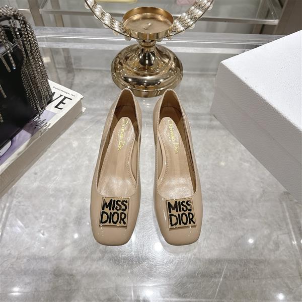 20251127171540516 270